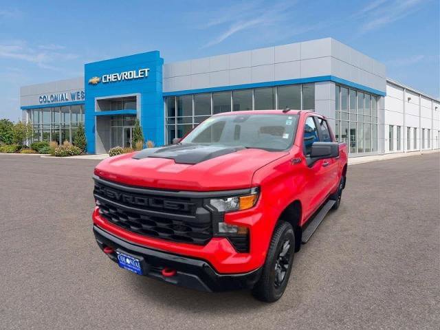 Used 2025 Chevrolet Silverado 1500 Custom Trail Boss w/ LPO, Dark Essentials Package AWD/4WD image 1