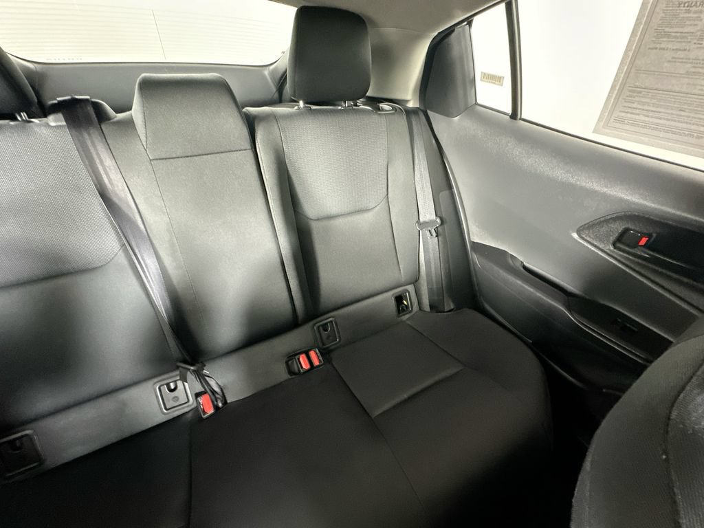 Used 2025 Toyota Prius LE FWD image 14