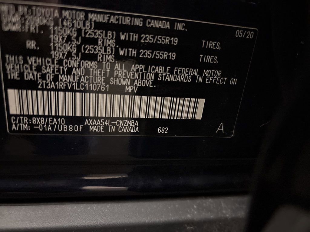 Used 2020 Toyota RAV4 XLE Premium image 13