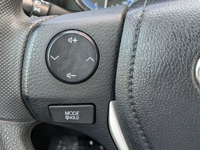 Used 2019 Toyota Corolla L FWD image 22