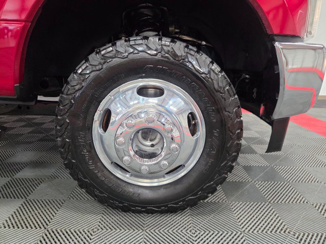 Used 2017 Ford F350 Lariat w/ FX4 Off-Road Package image 87