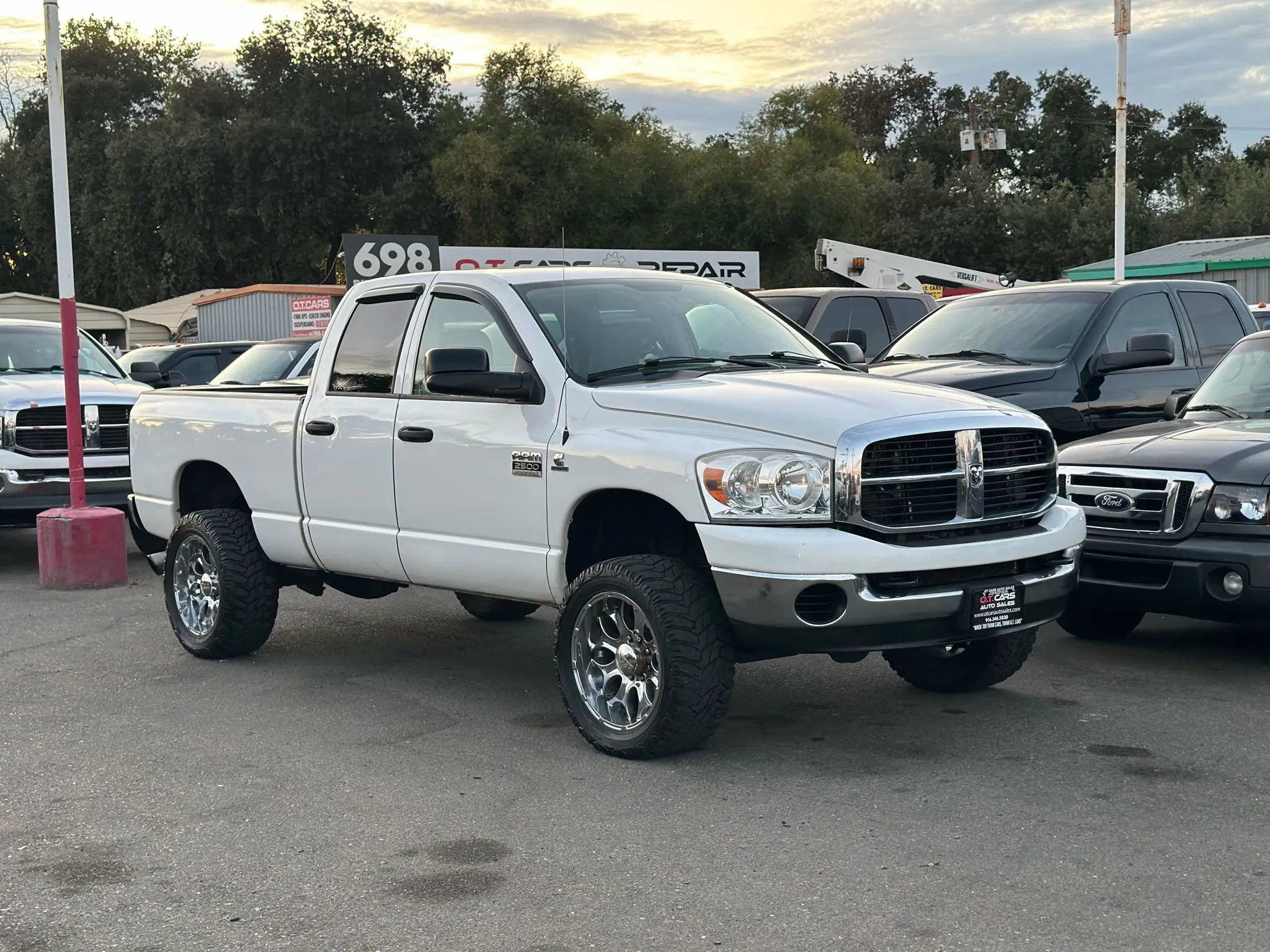 Used 2007 Dodge Ram 2500 Truck SLT w/ Trailer Tow Group AWD/4WD image 2