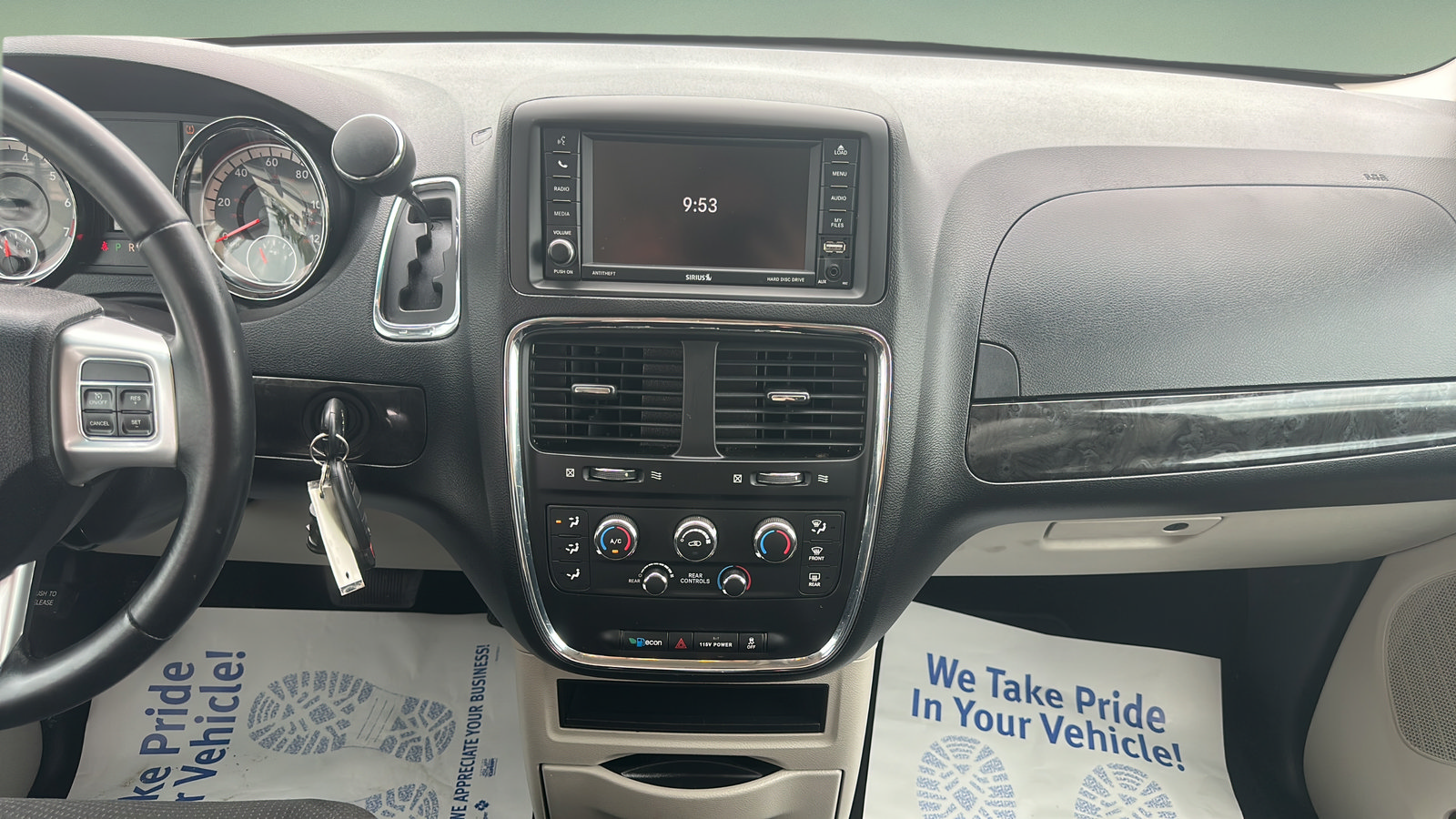 Used 2017 Dodge Grand Caravan SE w/ Power Window Group FWD image 12