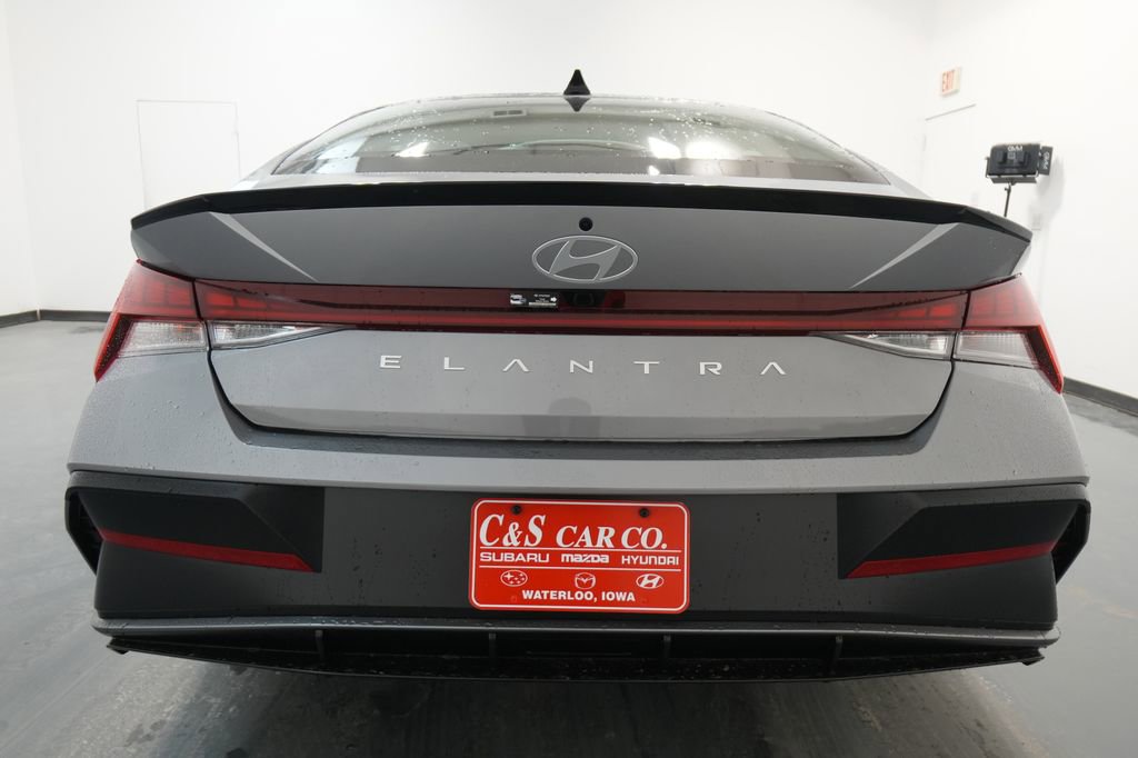 New 2026 Hyundai Elantra SEL Sport image 8