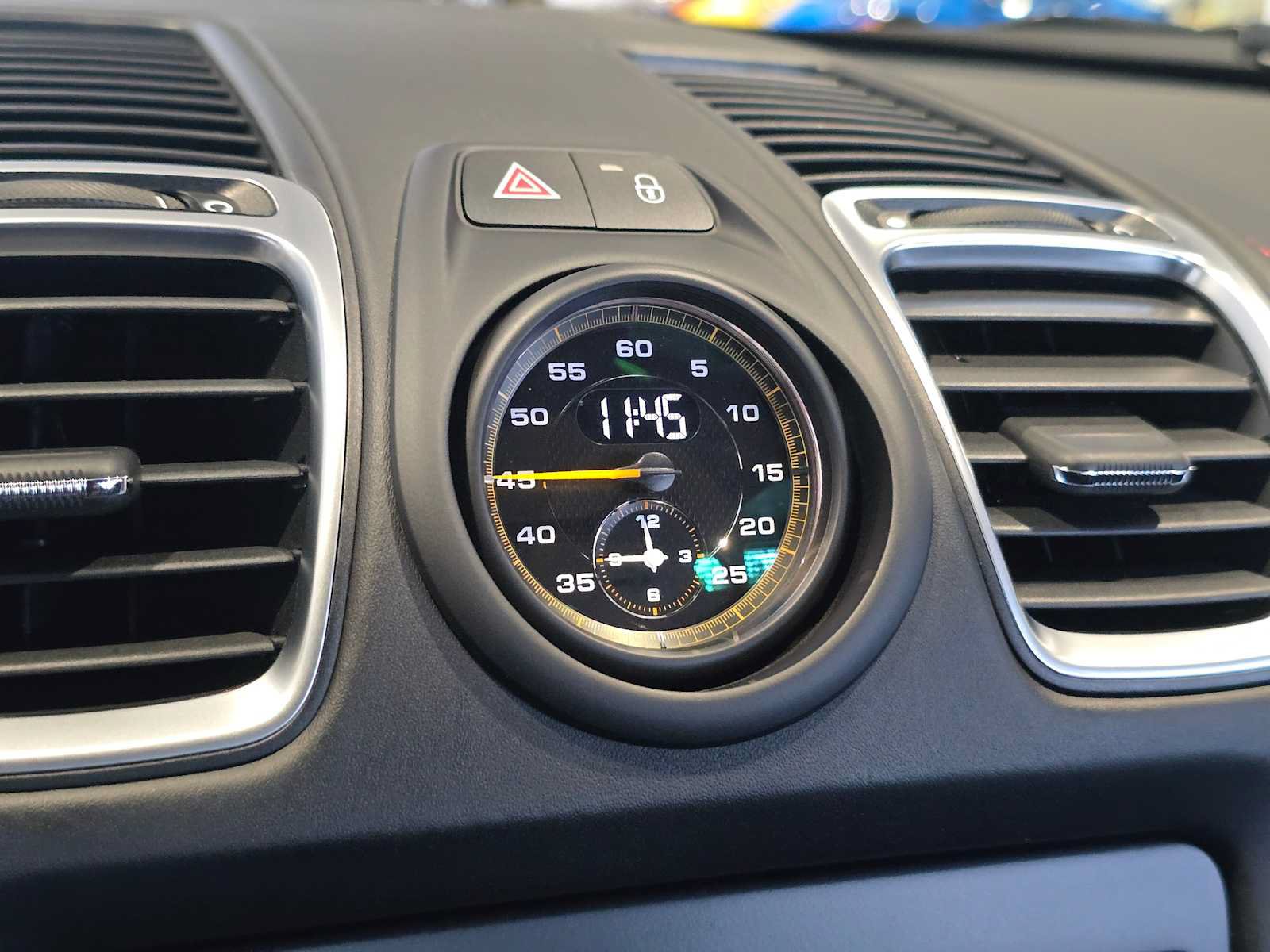 Used 2016 Porsche Cayman GT4 RWD image 27