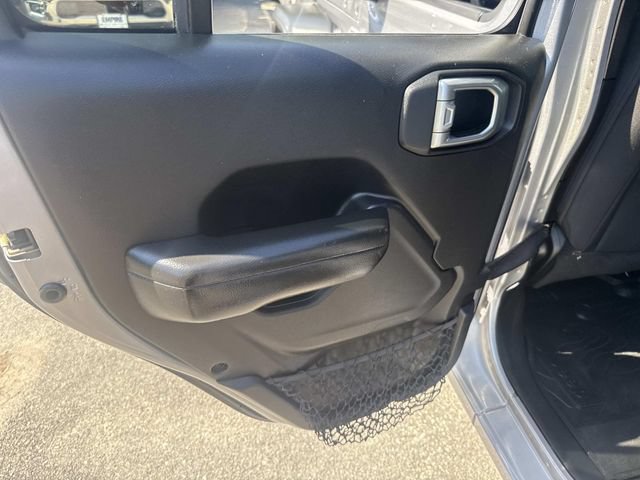 Used 2019 Jeep Wrangler Unlimited Sport S AWD/4WD image 17