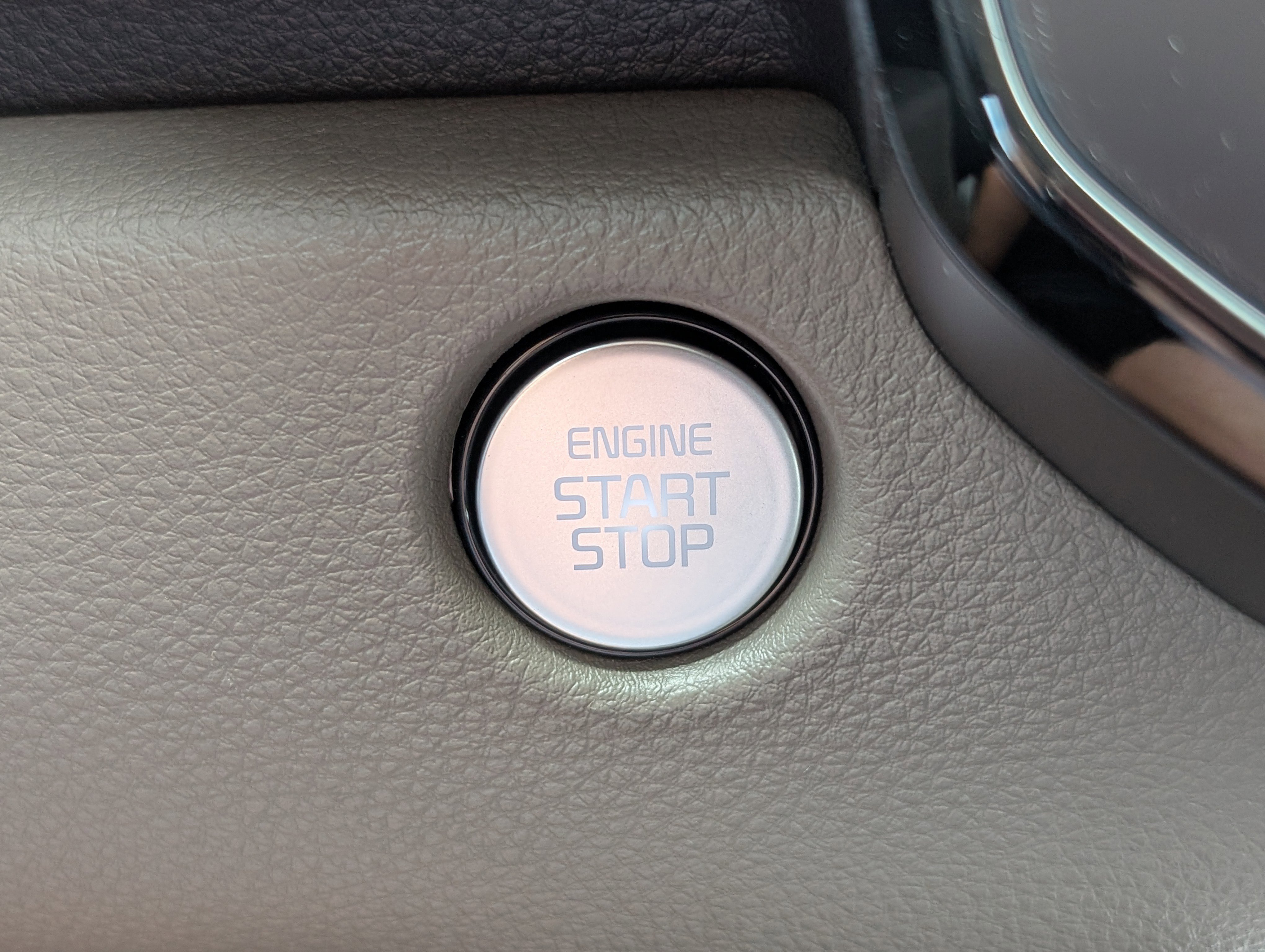 New 2026 Kia Carnival EX image 24