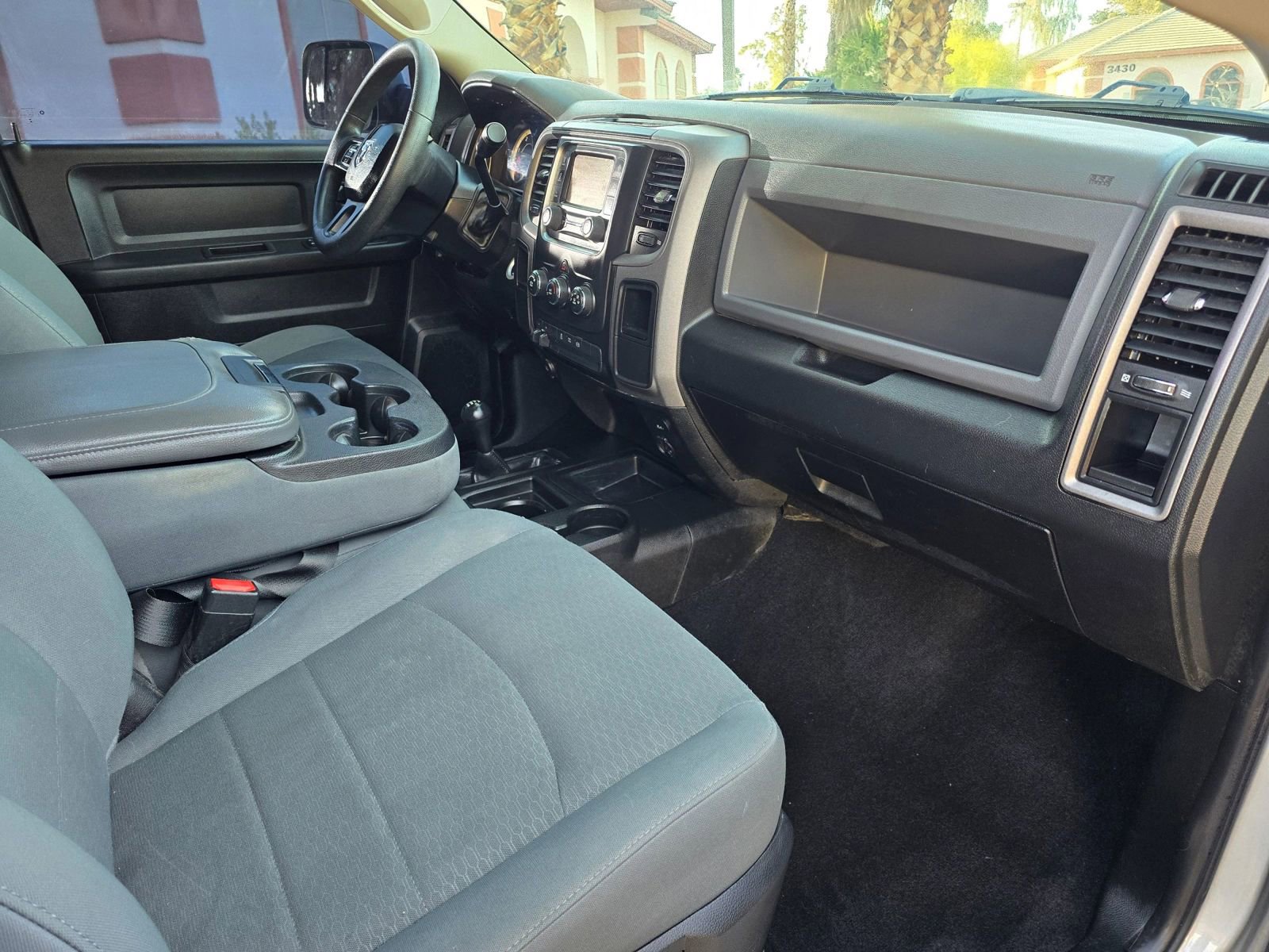 Used 2018 RAM 2500 Tradesman w/ Chrome Appearance Group AWD/4WD image 12