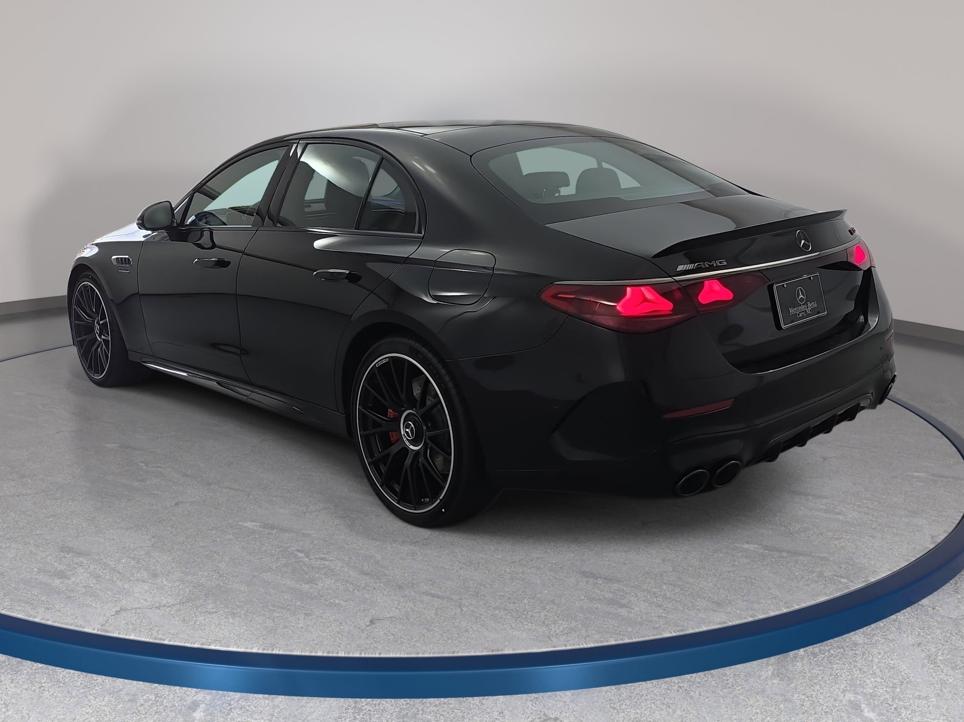 New 2026 Mercedes-Benz E 53 AMG e 4MATIC Sedan image 7