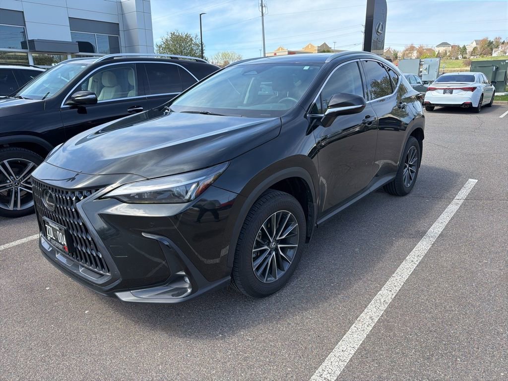 Used 2025 Lexus NX 350h AWD w/ Accessory Package (2T) image 9