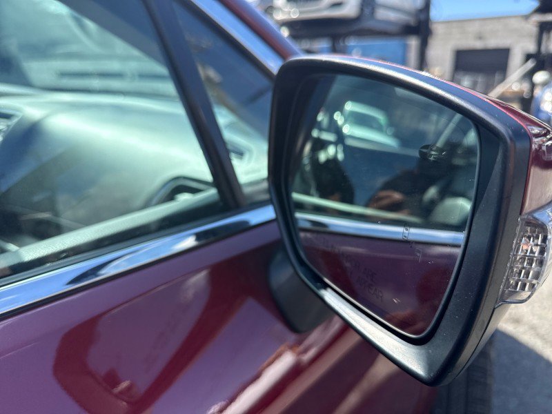 Used 2016 Subaru Legacy 2.5i Limited image 31