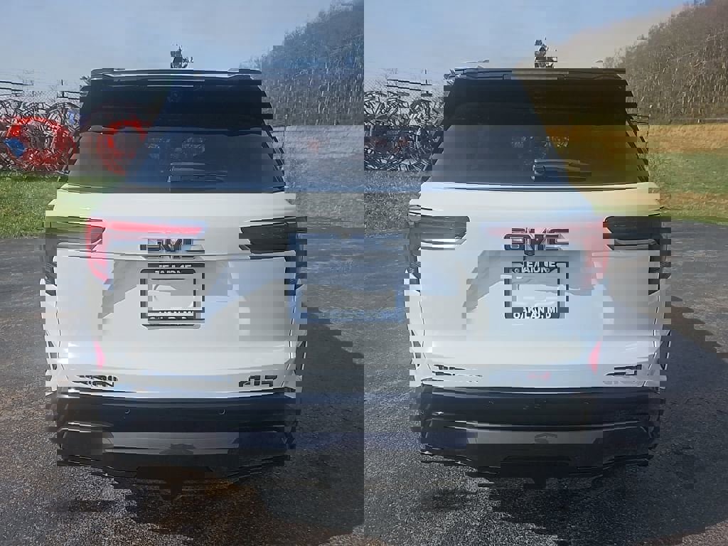 New 2026 GMC Terrain AT4 w/ Convenience Package III image 4