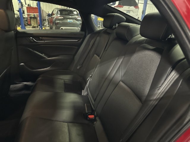 Used 2020 Honda Accord Sport image 31