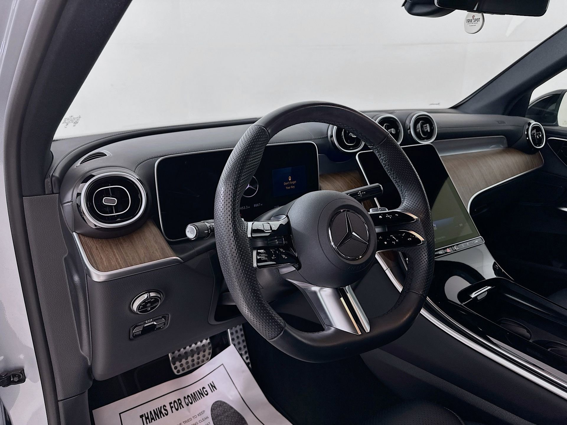Certified 2025 Mercedes-Benz GLC 300 4MATIC image 10