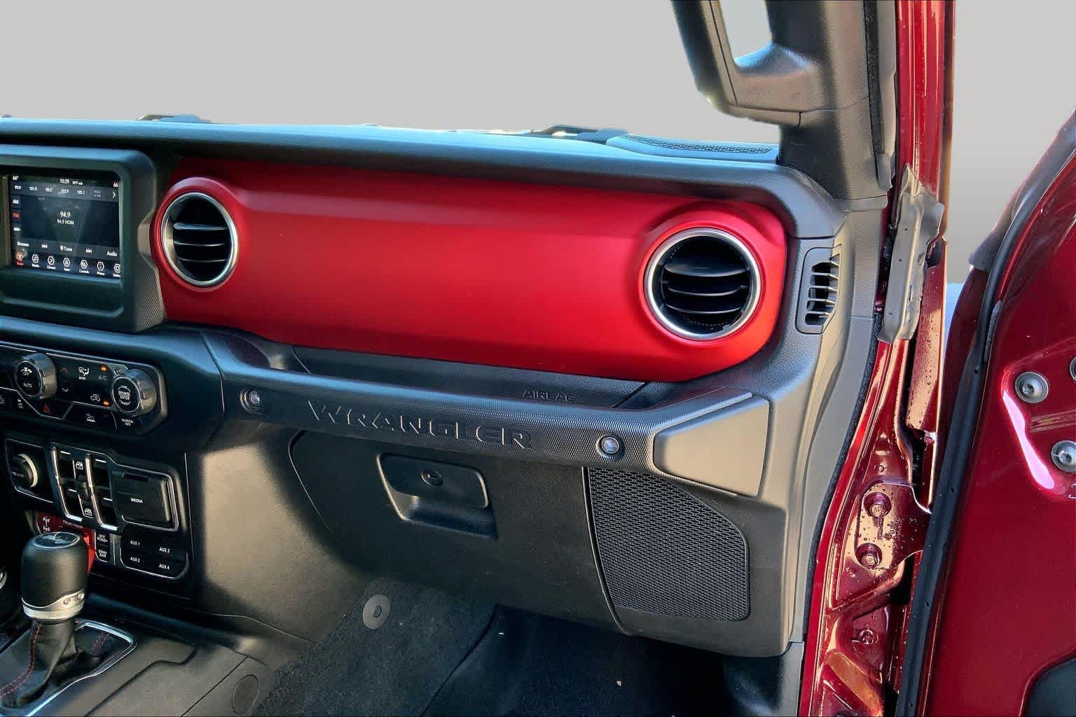 Used 2021 Jeep Wrangler Unlimited Rubicon AWD/4WD image 19