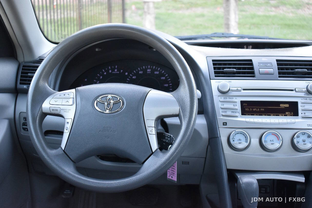 Used 2011 Toyota Camry LE w/ LE Extra-Value Pkg FWD image 19