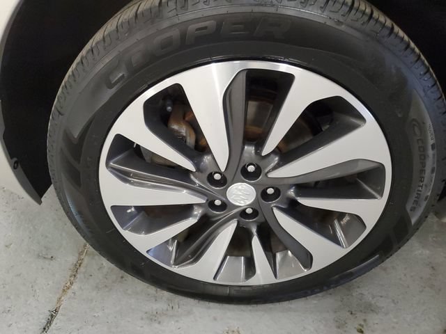 Used 2017 Buick Encore Essence AWD/4WD image 28