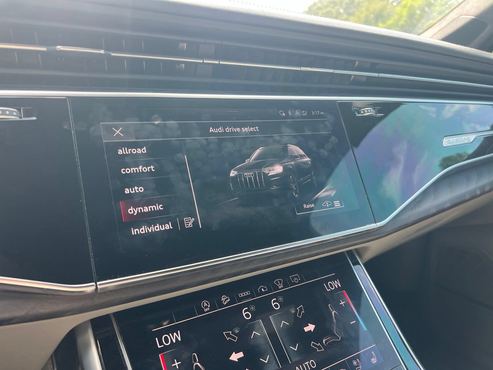 Used 2021 Audi Q7 3.0T Prestige AWD/4WD image 8