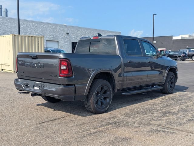 Used 2025 RAM 1500 Big Horn AWD/4WD image 3