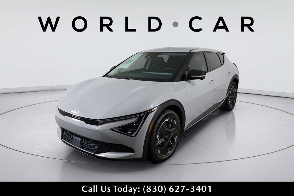 New 2025 Kia EV6 Light w/ Light LR Technology Package image 3