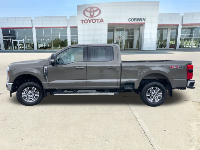 Used 2026 Ford F250 Lariat w/ FX4 Off-Road Package AWD/4WD image 2