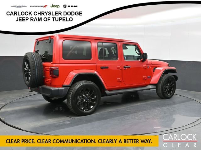 Used 2025 Jeep Wrangler Sahara image 3
