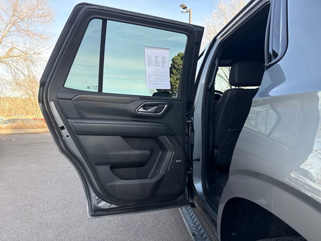 Used 2022 Chevrolet Tahoe Z71 image 19