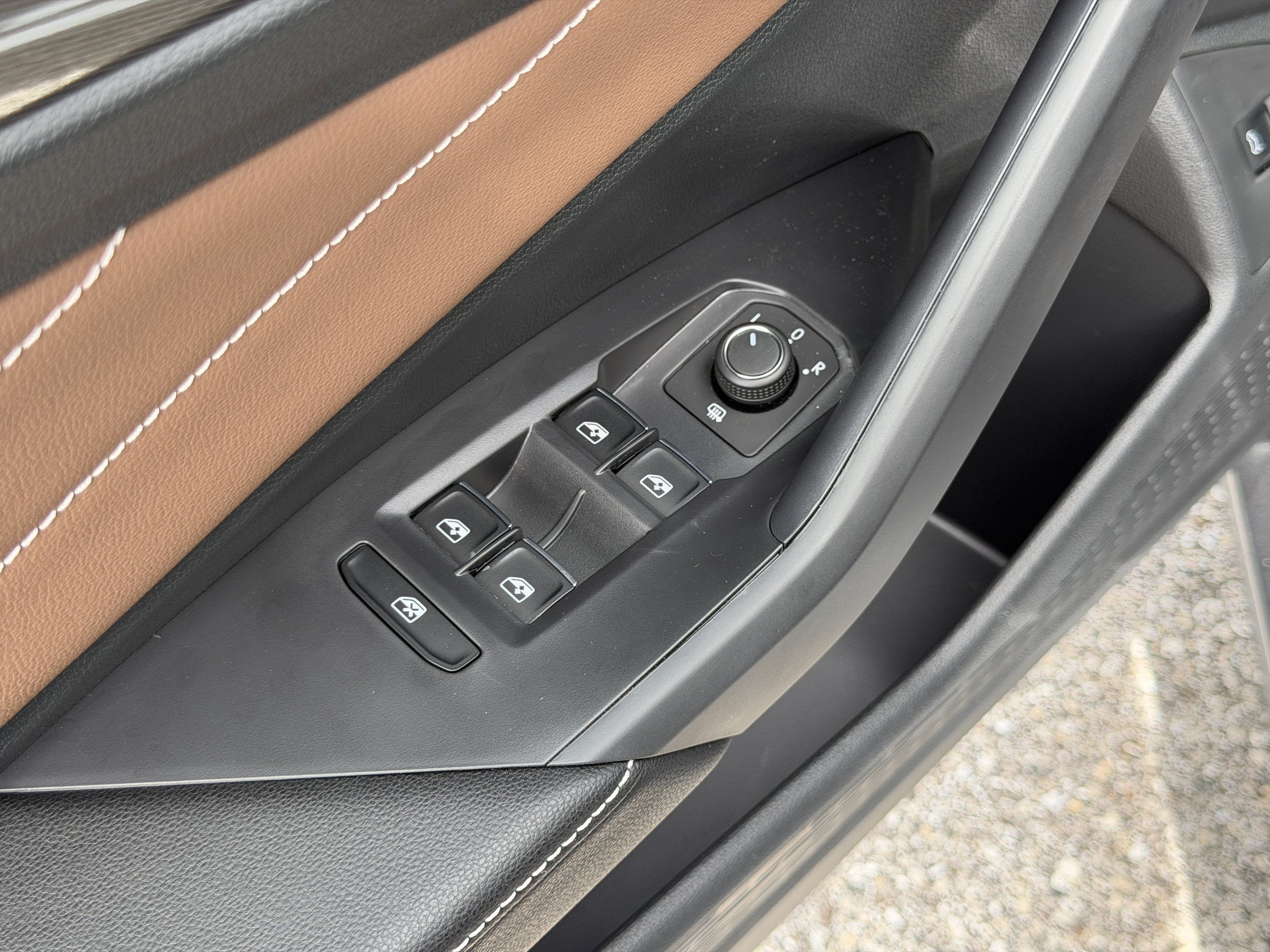 New 2026 Volkswagen Jetta SEL FWD image 18