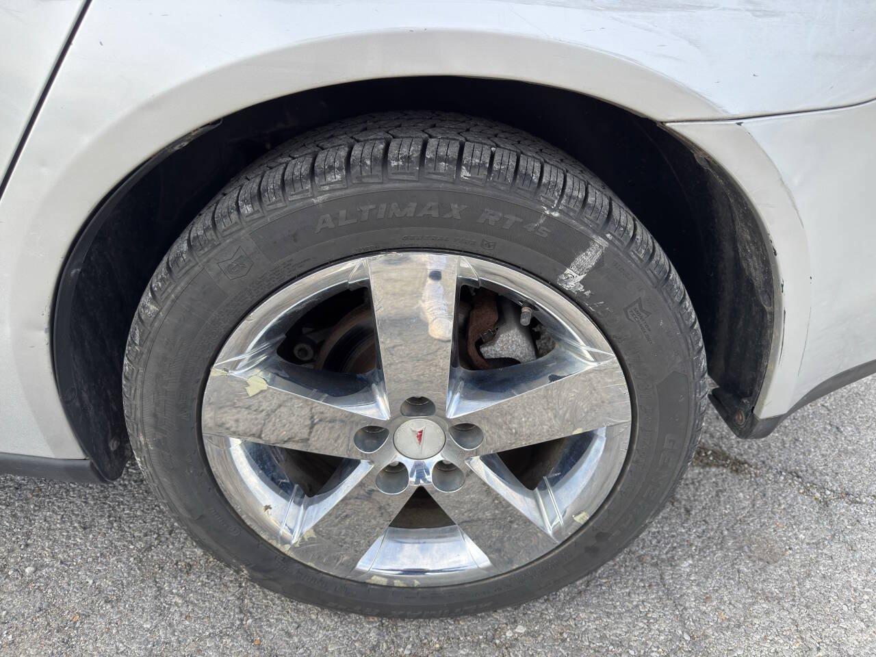 Used 2009 Pontiac G6 GT w/ Sun And Sound Plus Package FWD image 16