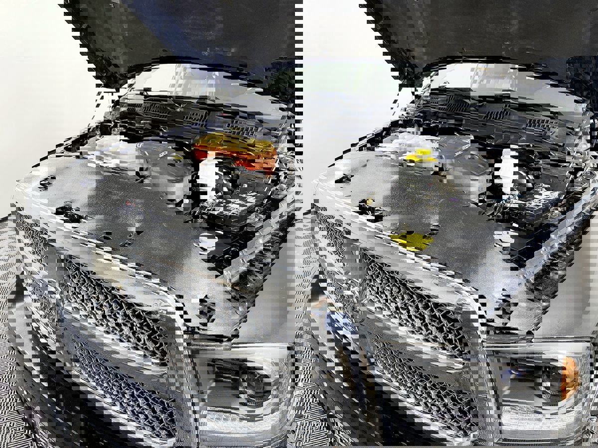 Used 2015 RAM 1500 Laramie Limited image 22