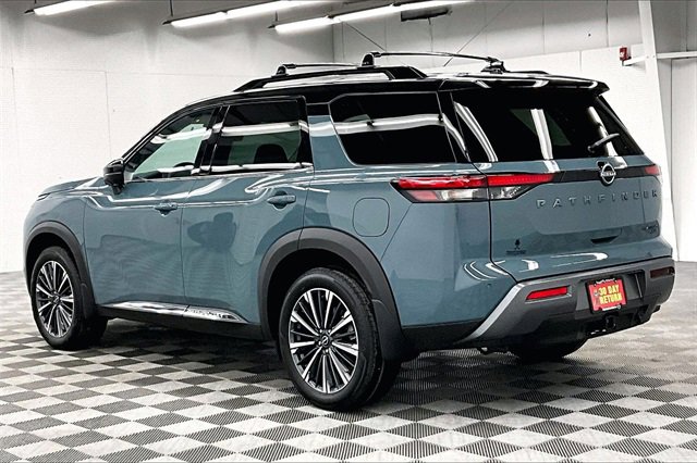 New 2026 Nissan Pathfinder Platinum image 3