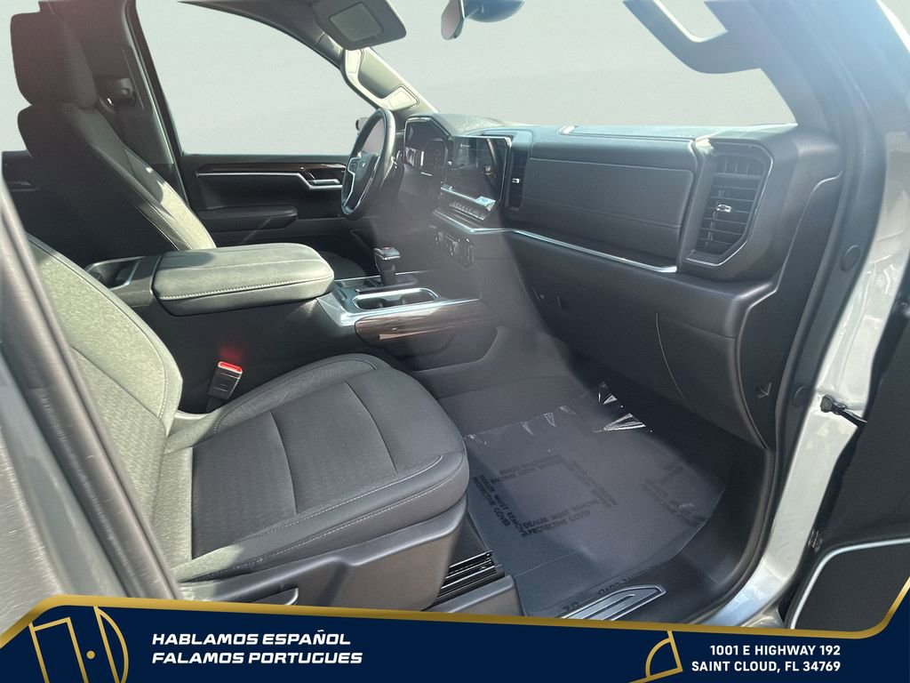 Certified 2025 Chevrolet Silverado 1500 RST AWD/4WD image 31
