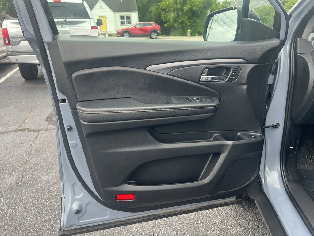 Used 2023 Honda Ridgeline RTL image 10