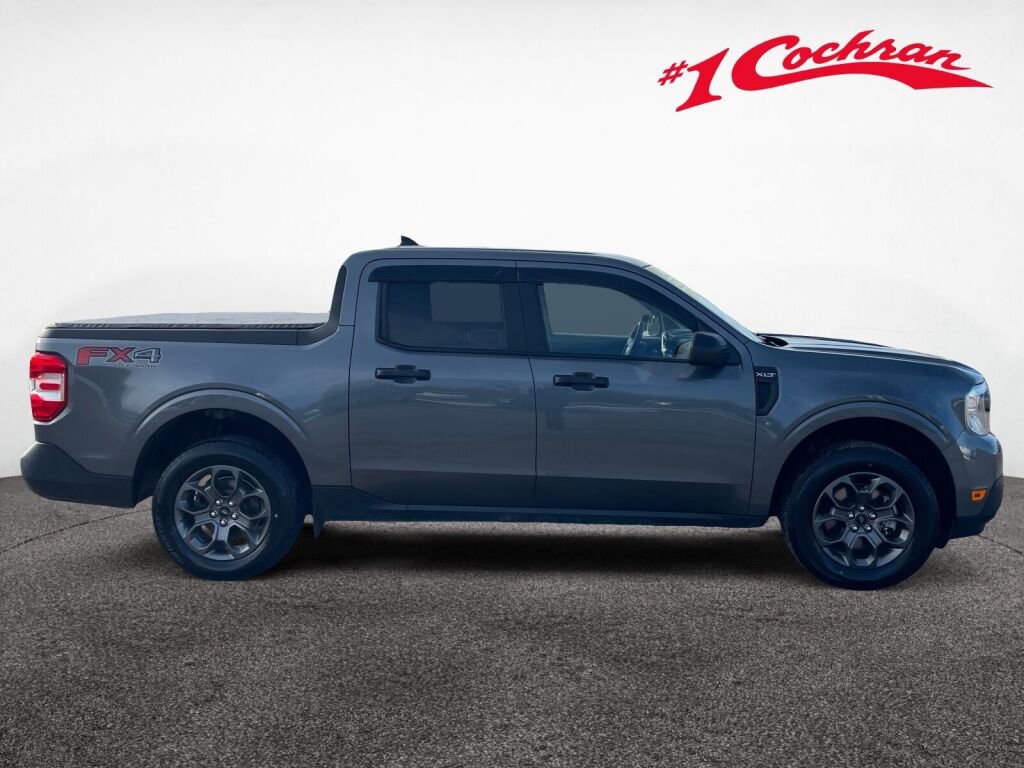 Used 2022 Ford Maverick XLT w/ Equipment Group 300A Standard image 8