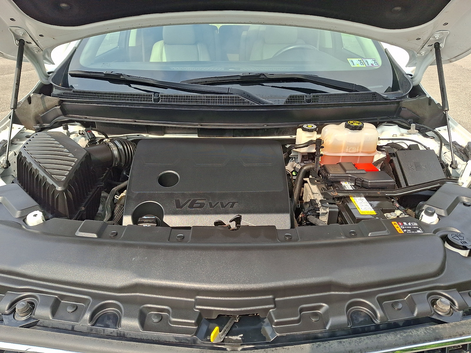 Used 2019 Buick Enclave Essence AWD/4WD image 31