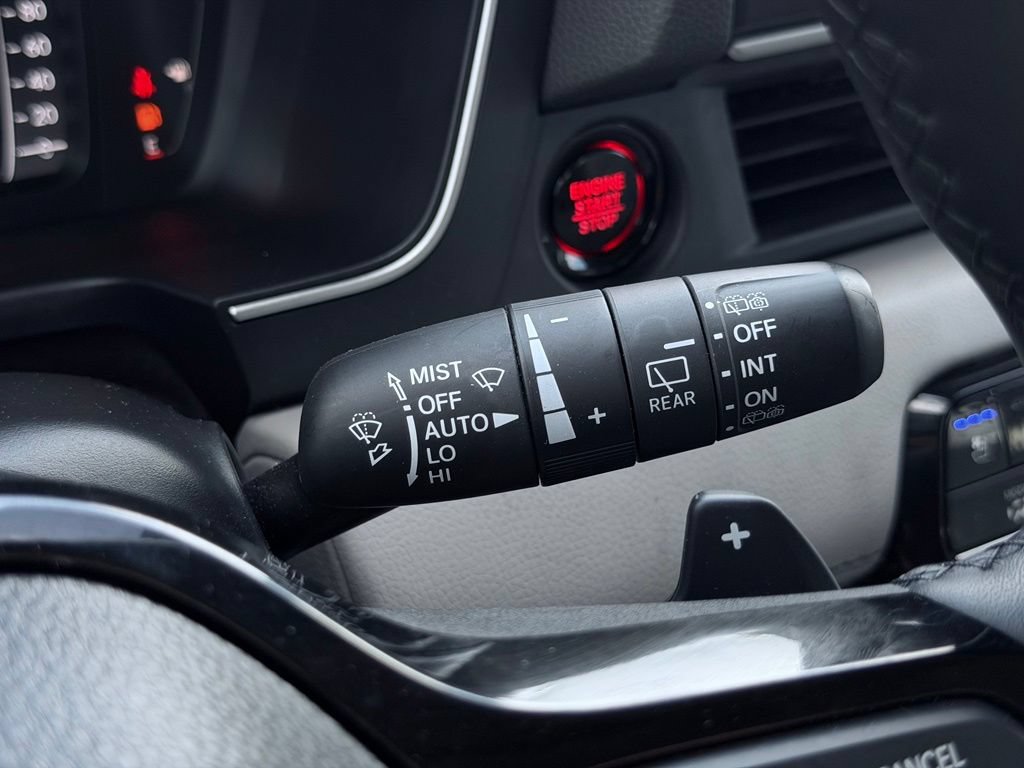 Used 2025 Honda Pilot Elite image 37