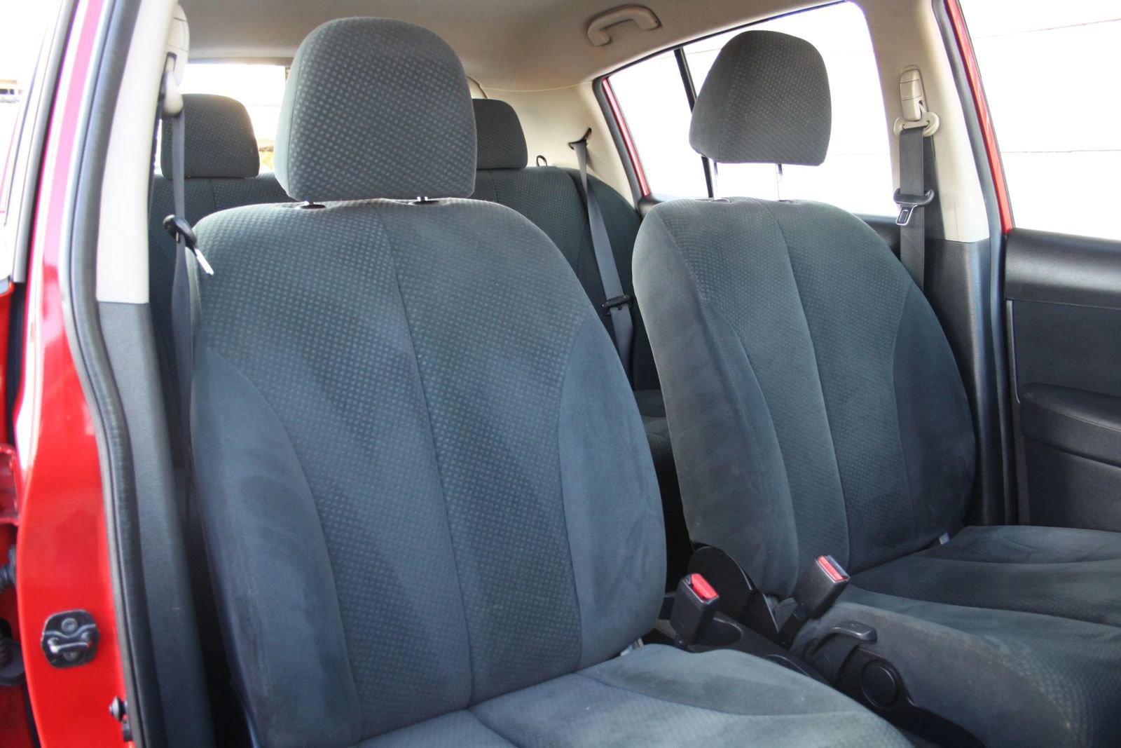 Used 2012 Nissan Versa 1.8 S w/ Plus Pkg image 10