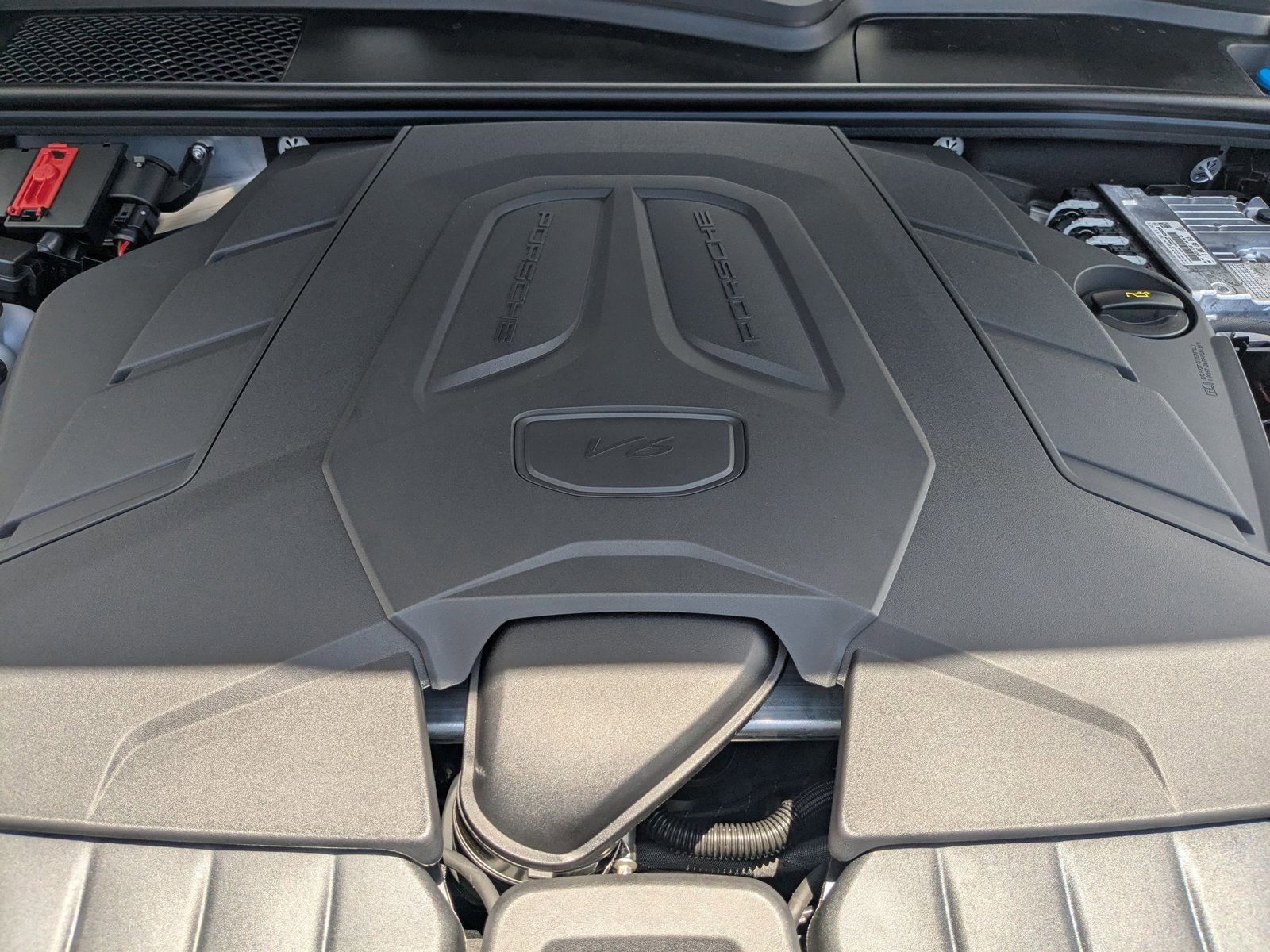 New 2025 Porsche Cayenne image 30