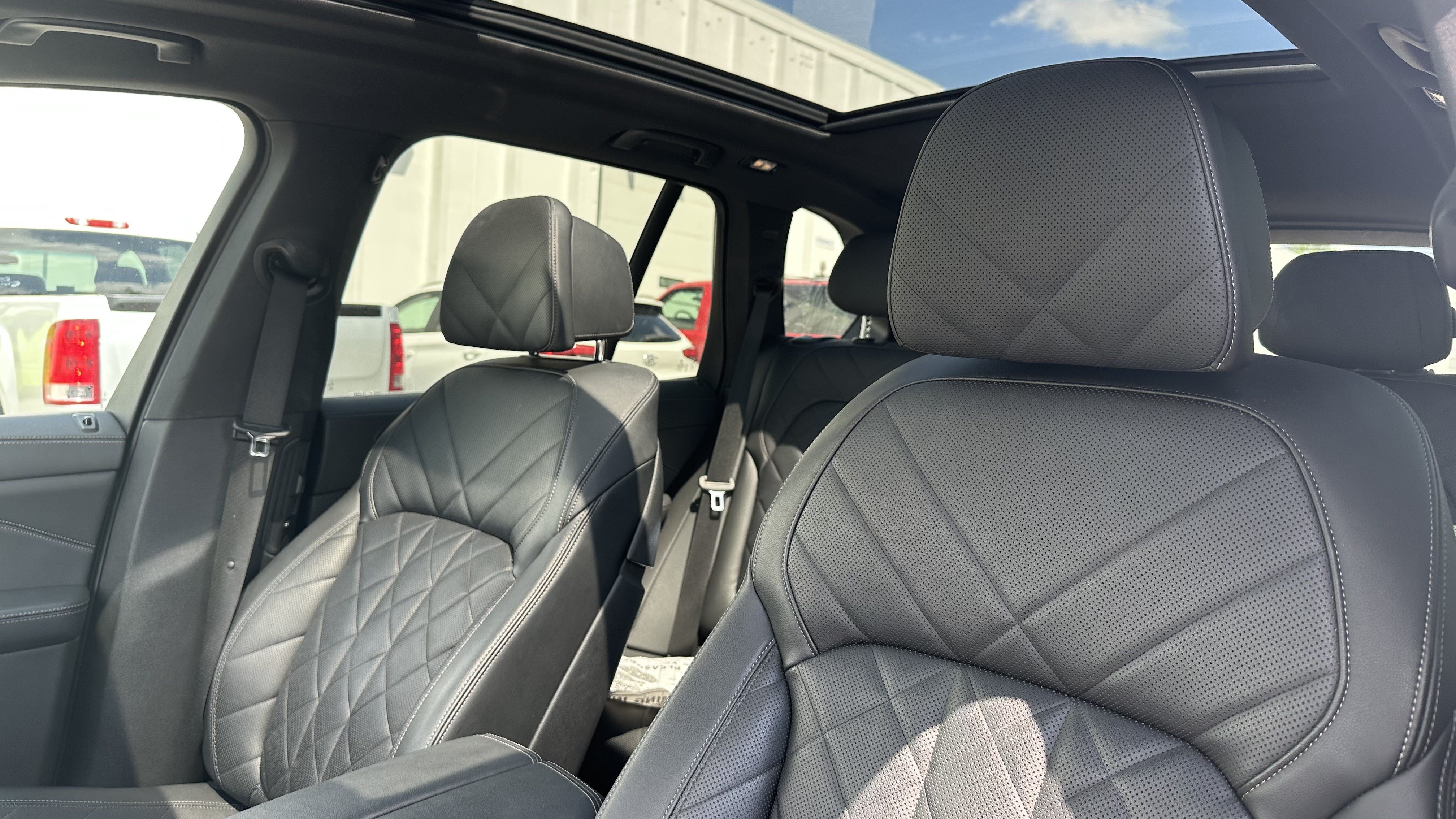 Used 2024 BMW X5 xDrive40i w/ Premium Package AWD/4WD image 18