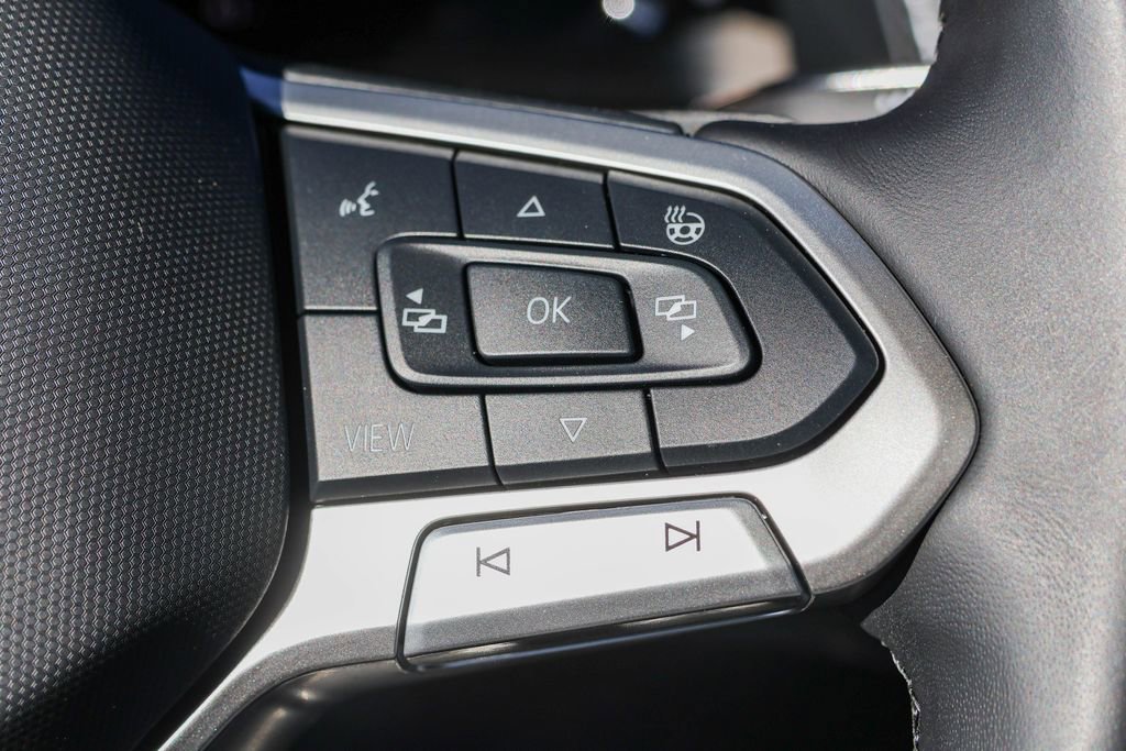 New 2025 Volkswagen Atlas Cross Sport SEL Premium R-Line image 27