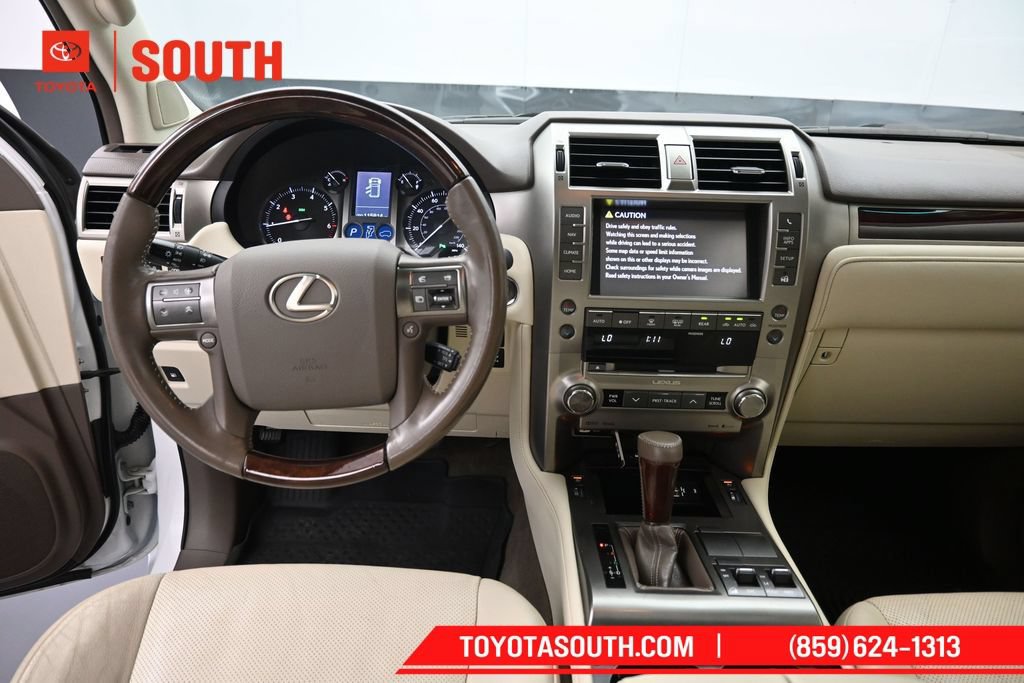 Used 2017 Lexus GX 460 AWD/4WD image 11