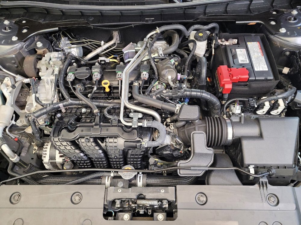 Used 2024 Nissan Altima 2.5 SV image 30