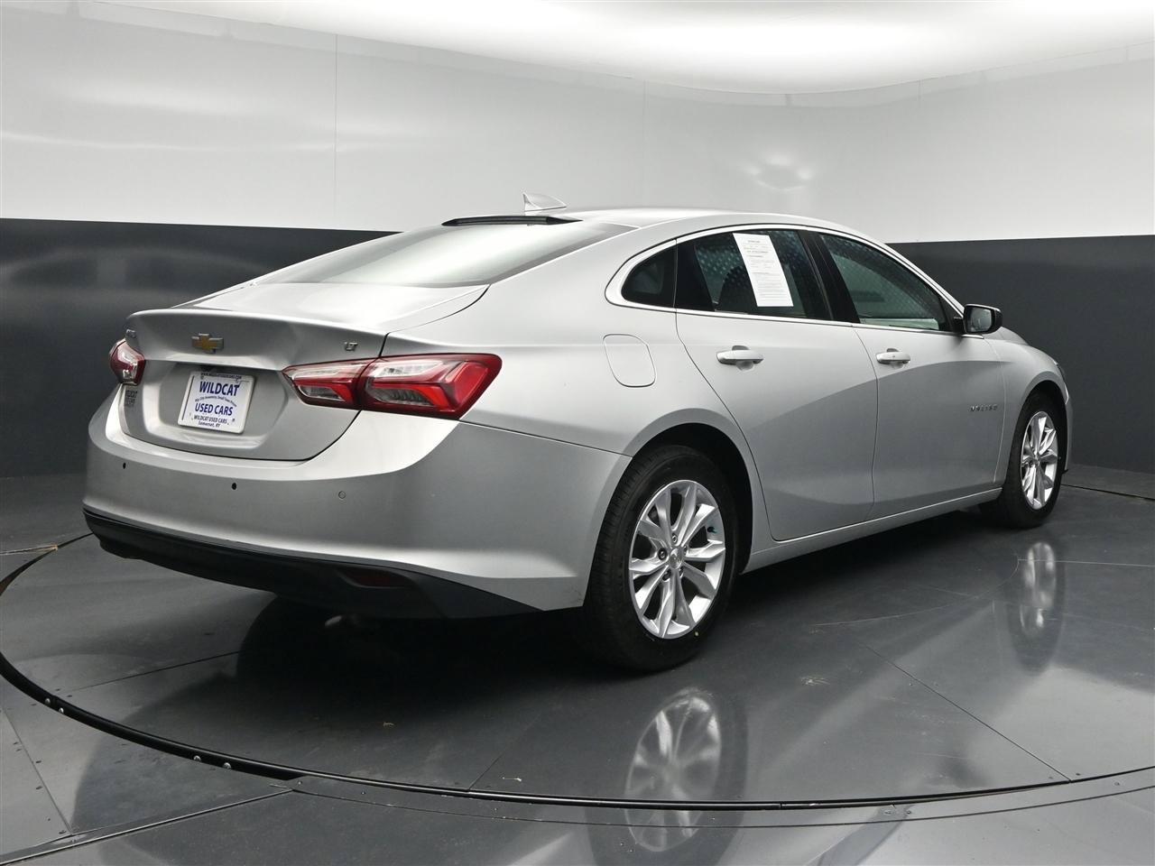 Used 2020 Chevrolet Malibu LT FWD image 6