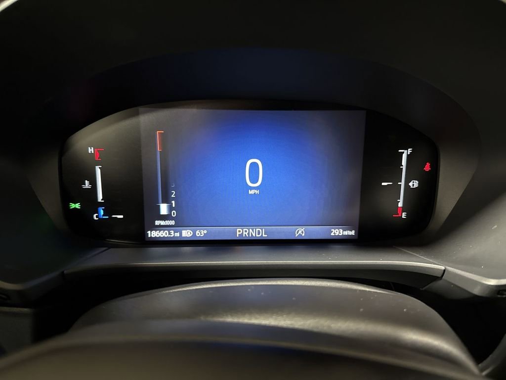 Used 2025 Ford Escape ST-Line FWD image 12