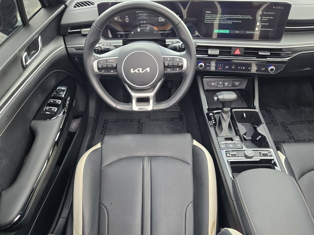 Used 2025 Kia K5 GT-Line w/ GT-Line Premium Package FWD image 13