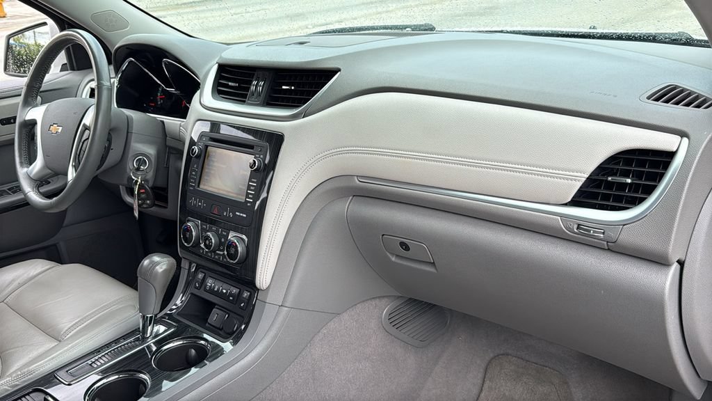Used 2016 Chevrolet Traverse LTZ AWD/4WD image 45