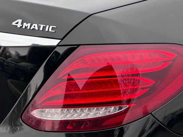 Certified 2018 Mercedes-Benz E 300 4MATIC image 12