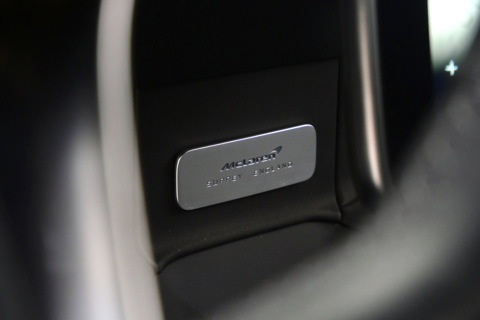 Used 2024 McLaren Artura image 29