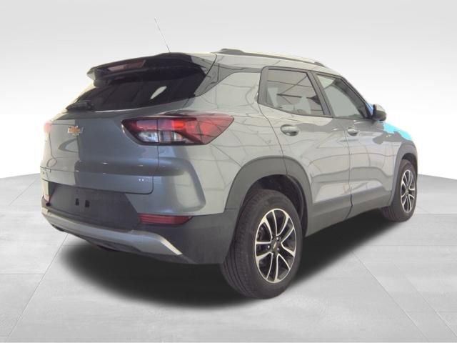 Used 2025 Chevrolet TrailBlazer LT AWD/4WD image 7