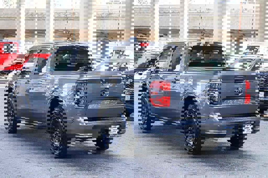 New 2026 Ford Maverick Lobo image 6